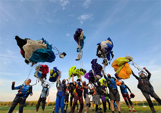 Skydiving Toronto - Join Our Team
